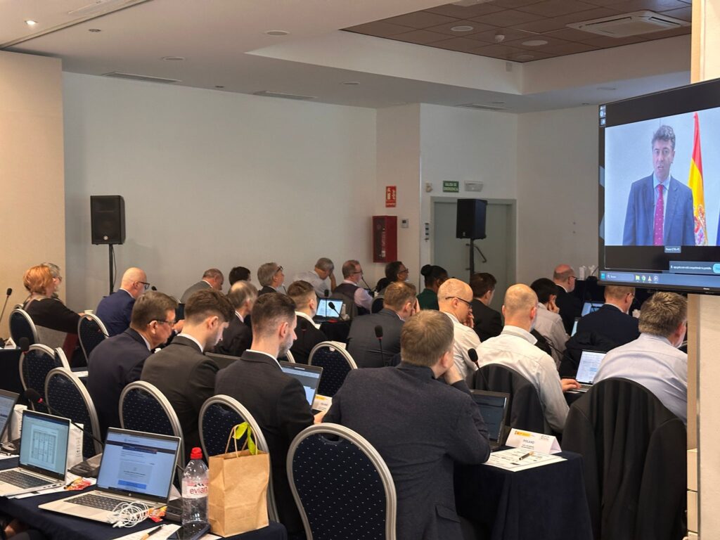 Asistentes al 66th ECC Meeting durante una sesión en Málaga