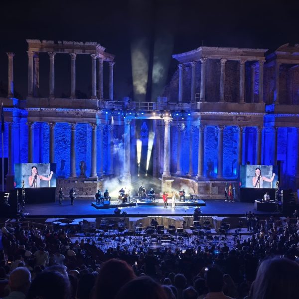 dia extremadura teatro romano